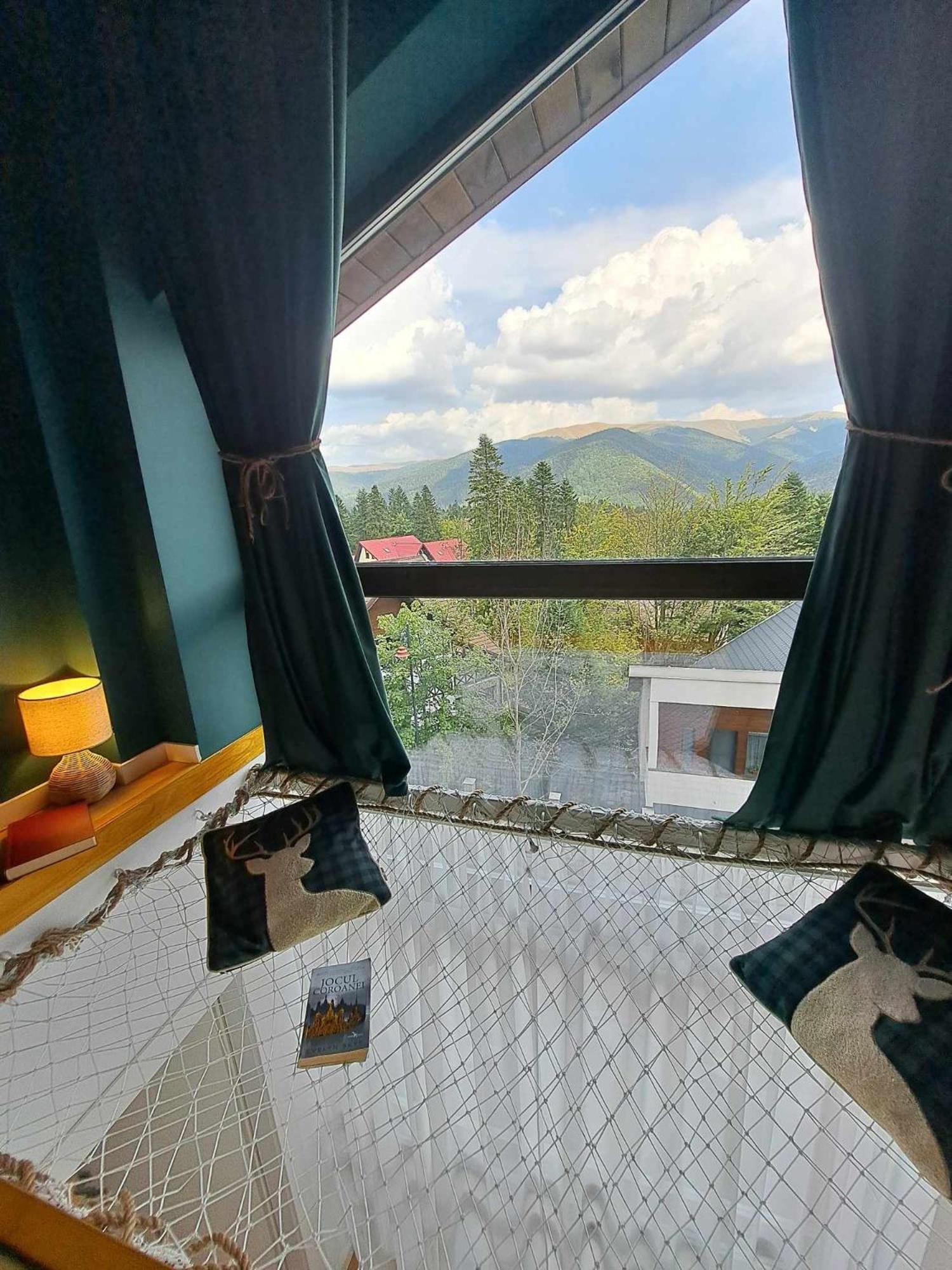 The Rock Apartment Sinaia Exterior photo