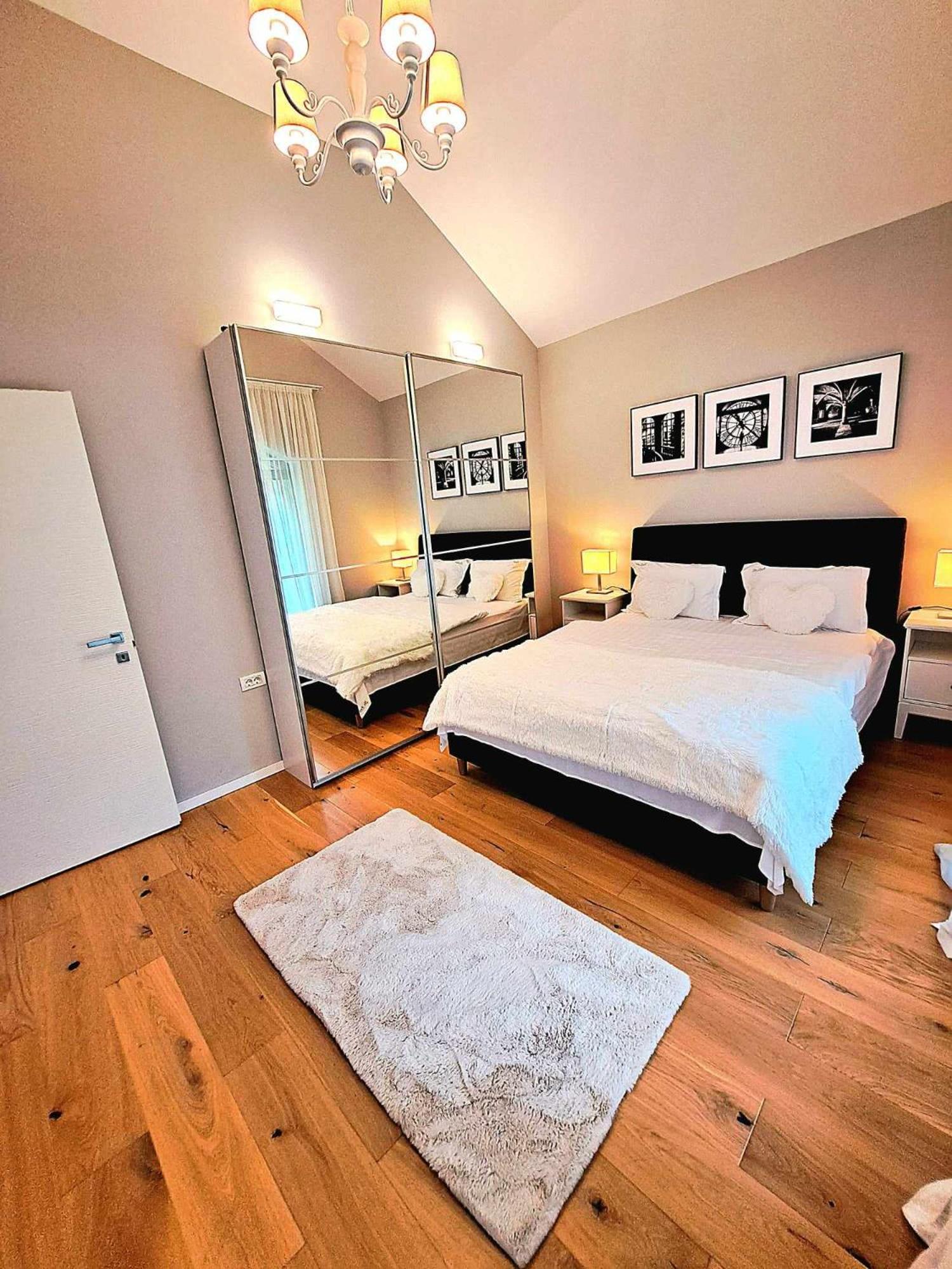 The Rock Apartment Sinaia Exterior photo